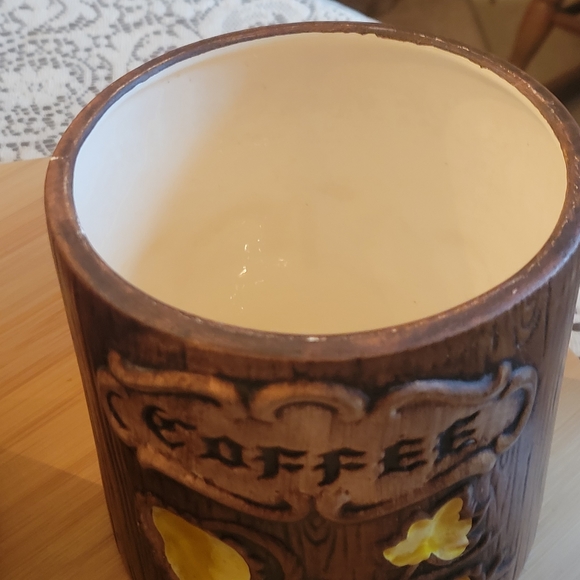 Vintage Treasure Craft tea and coffee canisters. - Picture 3 of 3